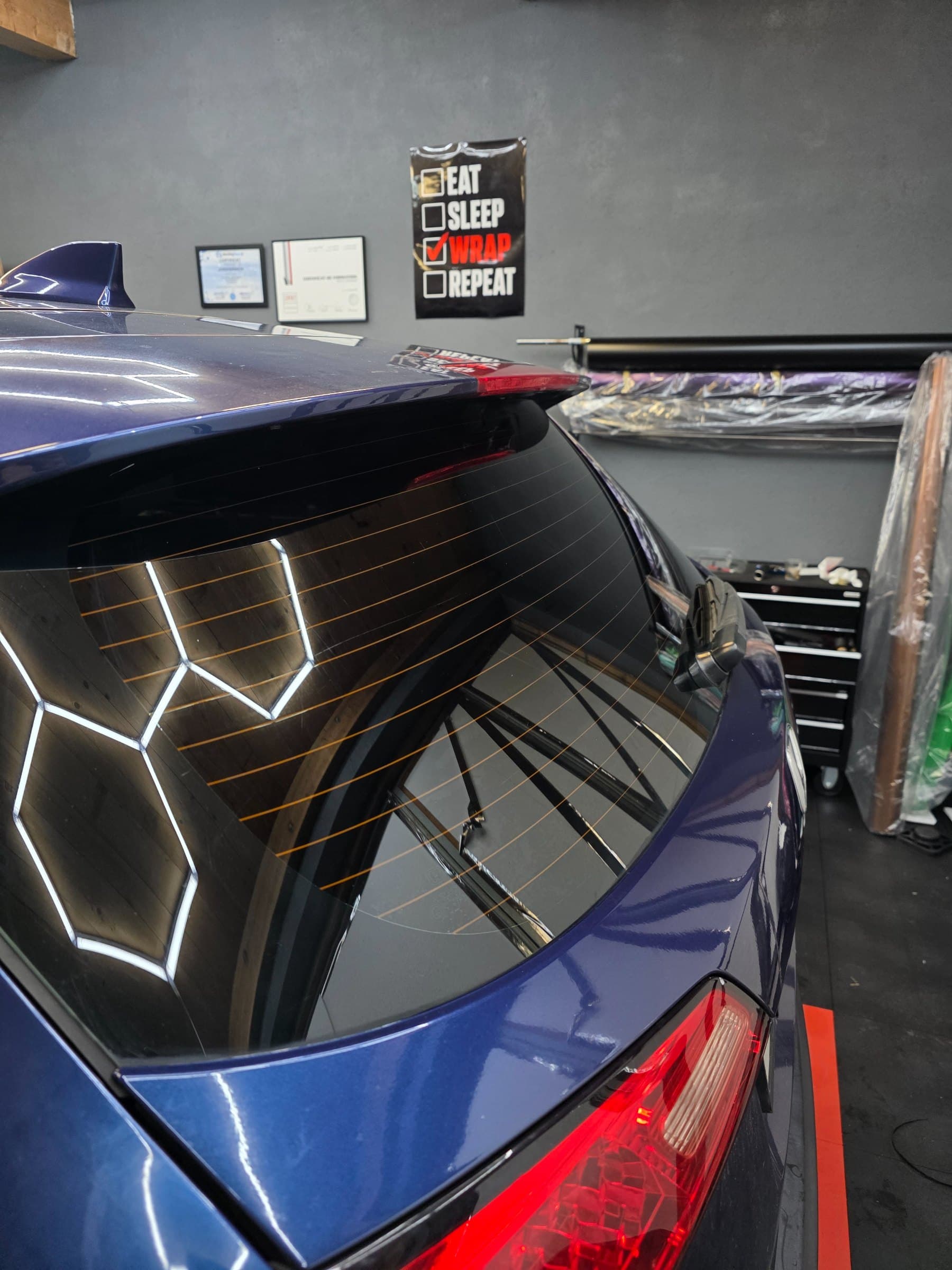 Honda - teinté 85%, vitres teintées par CreaWrap à Genève