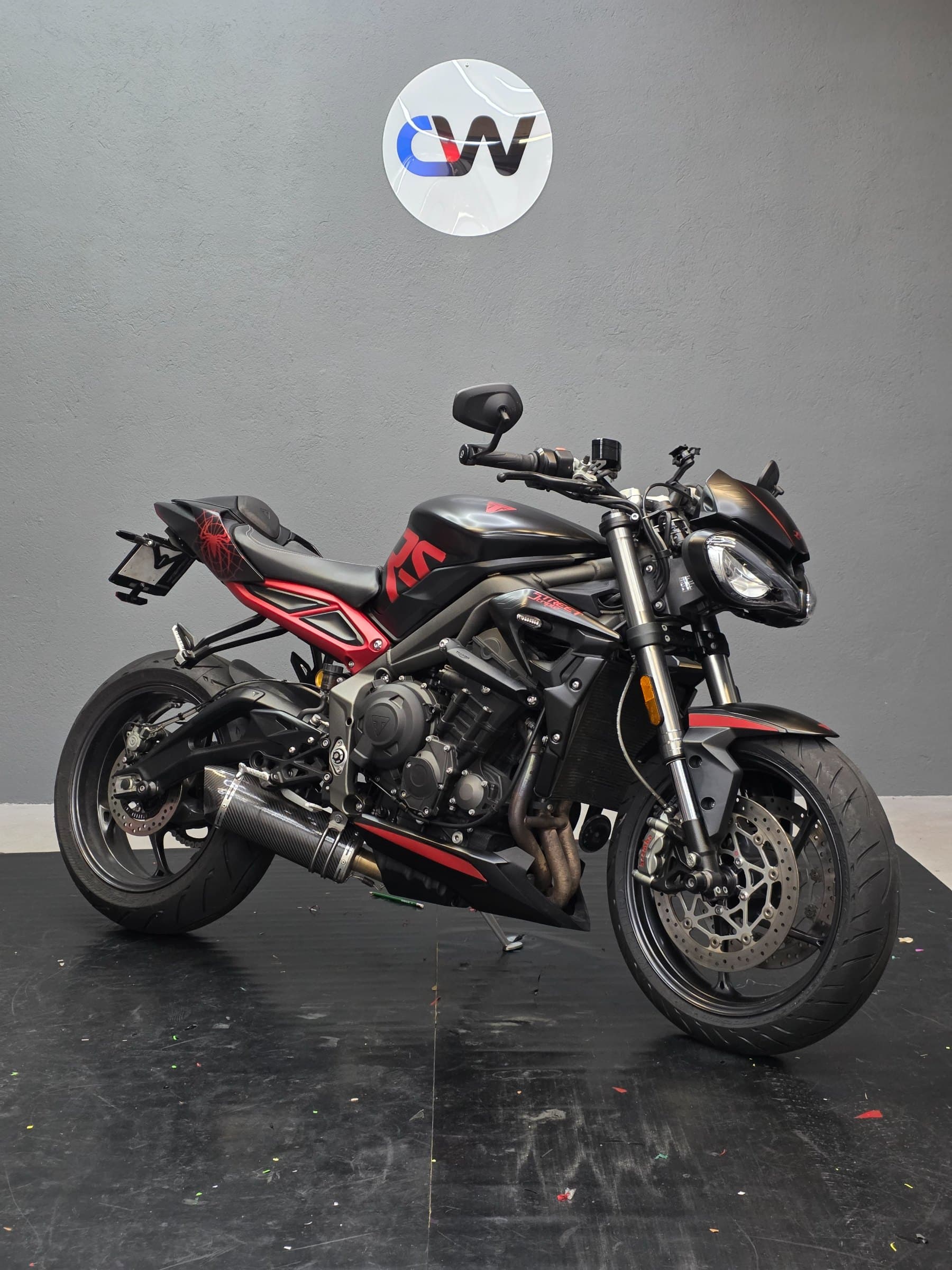 Street triple rs - satin noir, covering moto par CreaWrap à Genève